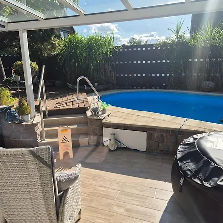 Ankinchen Apartman *